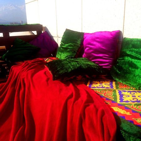 Sky Hostel Almaty Eksteriør billede