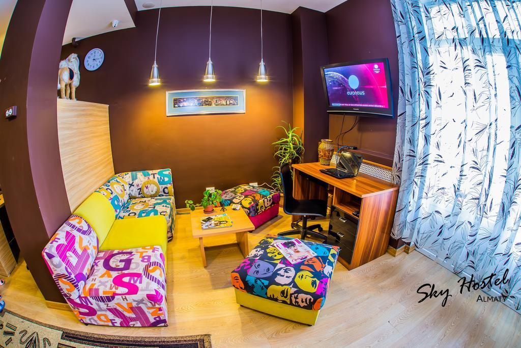 Sky Hostel Almaty Værelse billede
